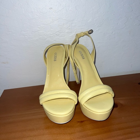 Guess Yellow Chunky Heel Platform Sandals - Picture 1 of 5